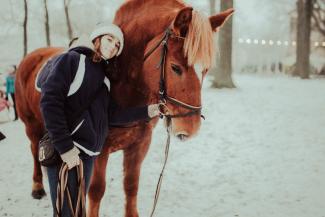 Izjāde ar zirgu ziemā