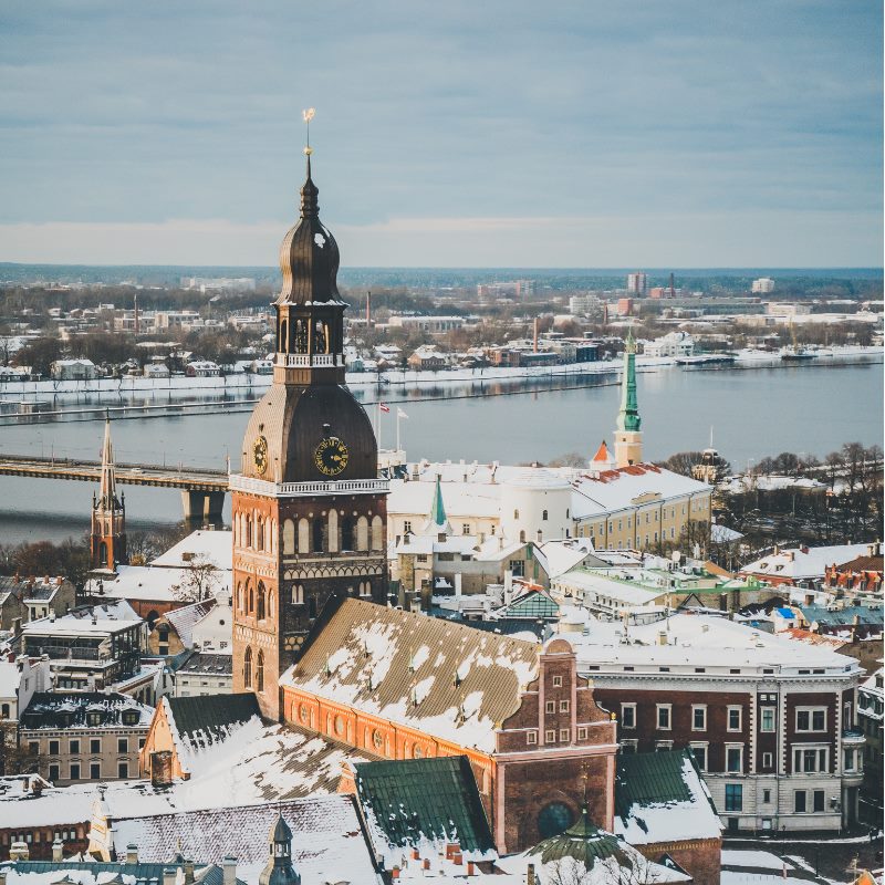 Rīgas panorāma no Pēterbaznīcas torņa
