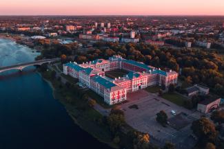 Jelgavas pils no augšas