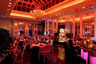 Grand Palace Hotel