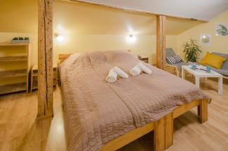 Viesu nams "Veldzes Nams"