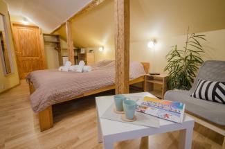 Viesu nams "Veldzes Nams"