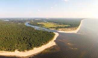 Gaujas ieteka jūrā un Carnikavas promenāde