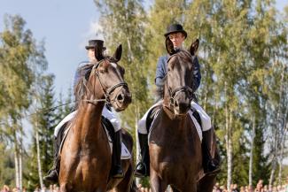 "Klajumu klēts māja"