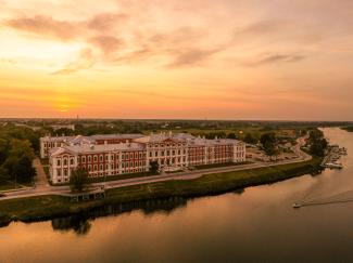 Pasākumu norises vietas un viesnīcas Jelgavā