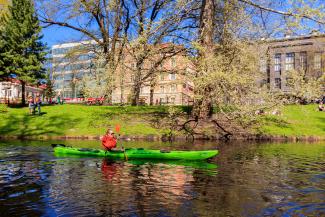 Laivošana pa kanālu