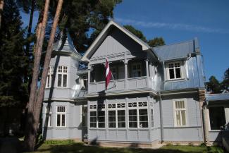 Raiņa un Aspazijas vasarnīca